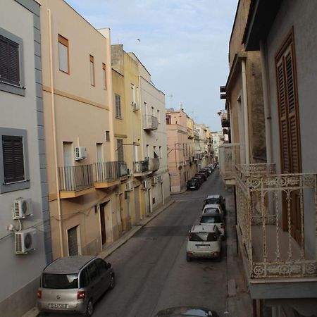 A Due Passi Dal Centro Villa Mazara del Vallo Buitenkant foto